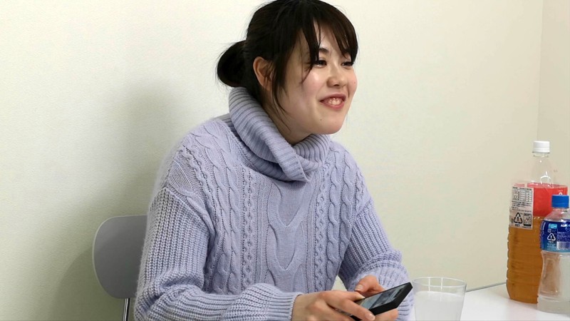 パンティのままでおしっこしてね…と言われてガマンできませんでした 本宮充希