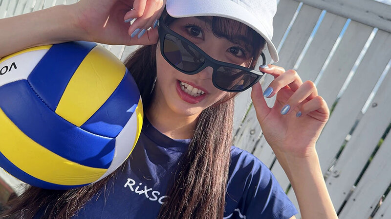 真夏の砂浜で完全燃焼!全身汗だく!ビーチバレー女子の一球入魂SEX !小野坂ゆいか 画像1