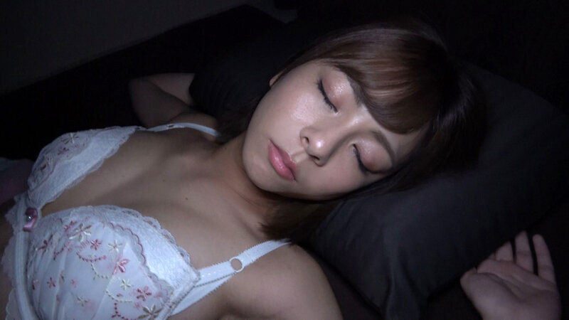 媚薬入り睡眠薬で昏●状態の美少女たちに夜●い中出し！！8人8中出しVol.8