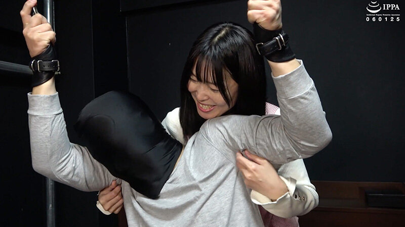 「【F/Mくすぐり】意地悪な奥様から全身のくすぐったいところを探られるM男!」わかしラボ WAKA-071杉崎みさき 4 画像5