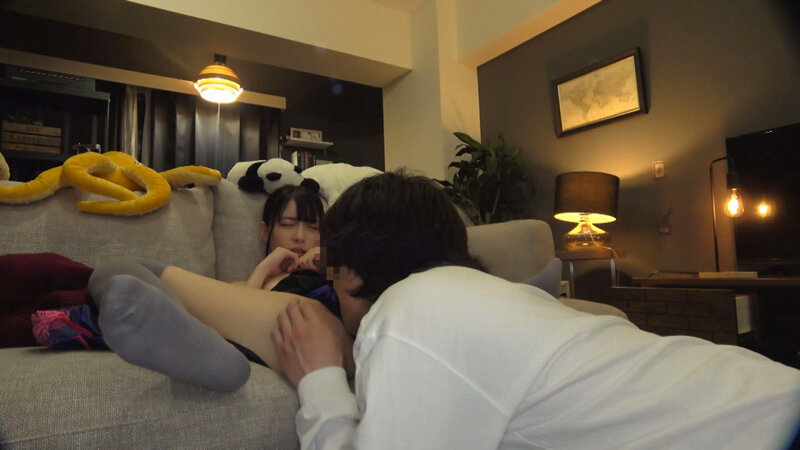 中はダメって言ったのにぃ…!気持ち良すぎて痙攣アクメ止まんないよぉ…っ【顔面偏差値トップクラスの美女。カラダの相性抜群でイキっぱなし!】アイドル顔なのにセフレ痴女2人 1枚目
