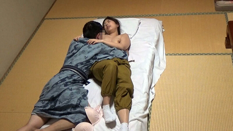 うそ、お客様としちゃってる…あら、やだ、きもちいいわぁ~ 画像4