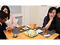 今夜はお酒もおかずも最高だ！仕事終わりに飲んでる女をナンパ3 - 2