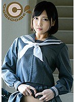 君みたいな女子校生の裸はハリがあって美...