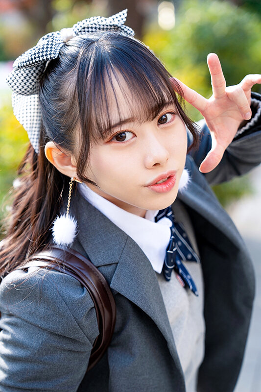 【おぢ反逆】潮対応な自称Sの生意気女子〇生イかせたら大人しくなったったw不慣れなマ〇コにお仕置きピストンで悶絶・痙攣・イきまくり!許可なし中出しに涙声で呆然 画像1