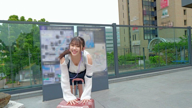 地方娘、上京お泊り。全部初めて。華奢×巨乳の恥じらいウブ天使。イキすぎて泣きそう!震える声で懇願しても止まらないピストンに痙攣のけ反り、足ガクガクになりながらもSEXにハマっていく… 画像2