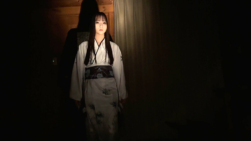 エロすぎ日本伝説!雪山遭難グループ 最後の映像にSEXと雪女が! 2枚目