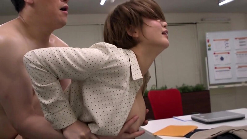 【細身巨乳】熟女OLの性活 推川ゆうり 立ちバック中出し編 画像18