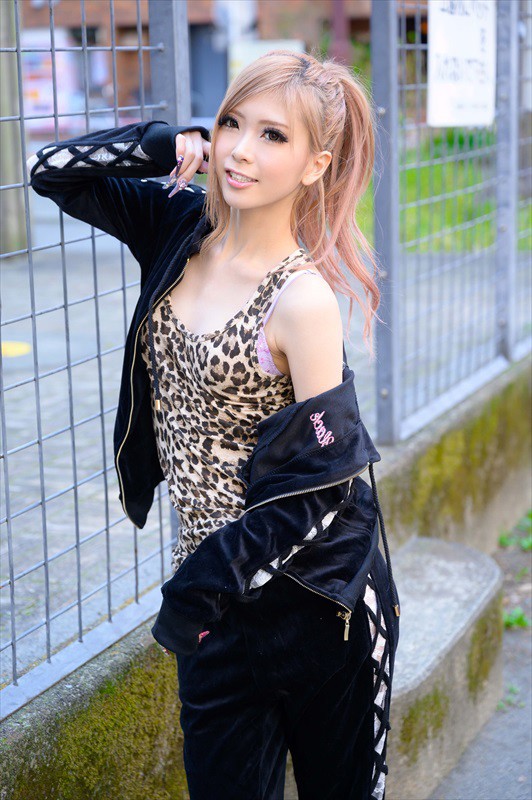 BANK-003 Bagian 20 - 144 minit