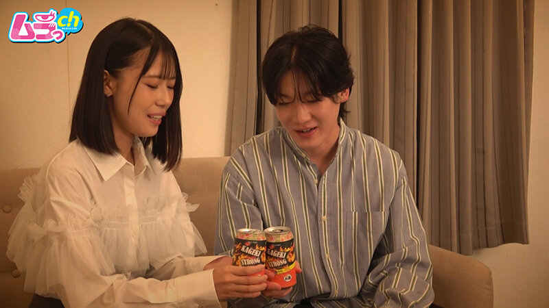 ホテル部屋REC ドSぶって調子に乗ったイケメンを羞恥のちんぐり返し！マチアプに蔓延る下手くそ男をキンタマとろけるスゴテクで降伏させる世直し美女 画像2