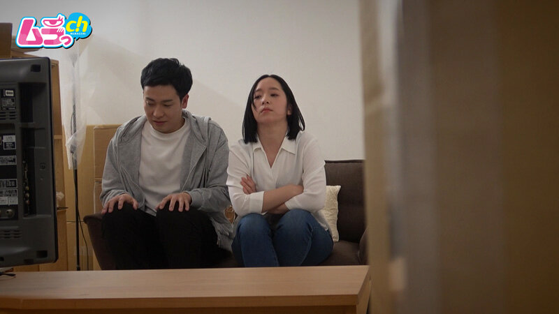 カップル部屋REC 結婚に向け同棲を始めた清らかな二人が、AVをキッカケに未来のド変態夫婦になるべく本当の性癖を晒しあう 画像5