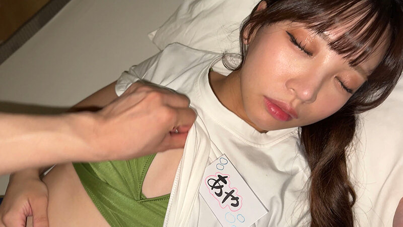 海の家 看板娘狩り 生刺し精子まみれ 2枚目