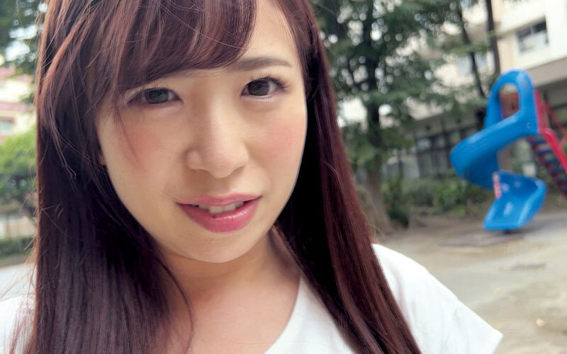 不倫、言いなり、ヤル為に来る奥さん 優（28） 弘中優