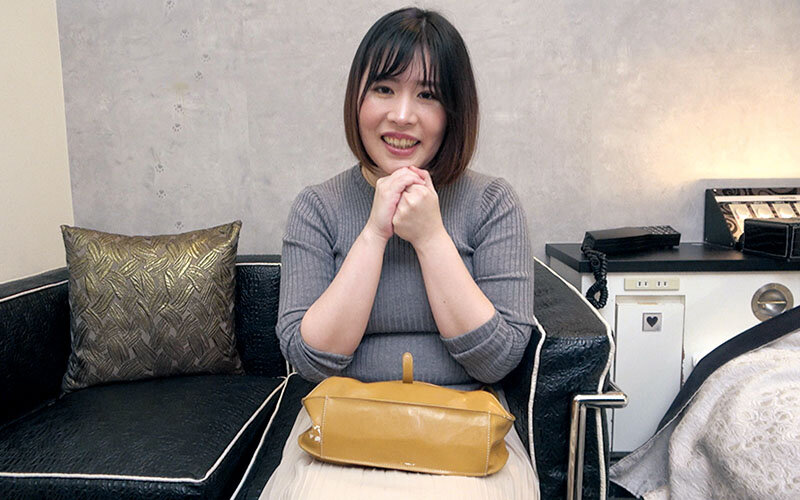 ド素人応募妻 最後は旦那を顧みずに自ら中出し懇願 高梨いおり 画像1
