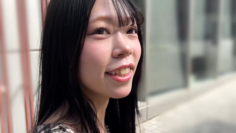街角で声をかけてアナル観察させてもらう 交渉上手な黒髪ギャル かなちゃん 2枚目