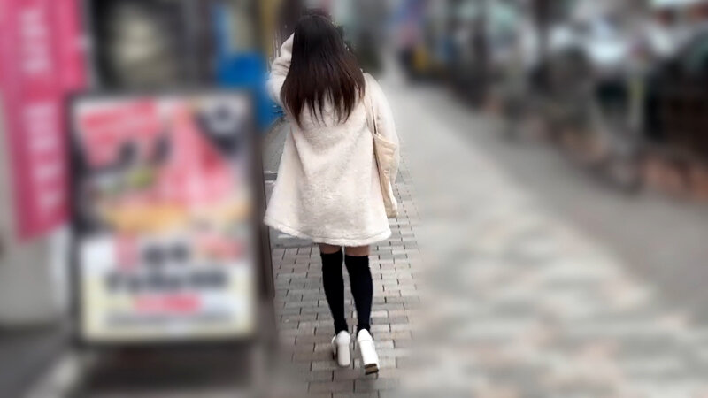 街角で声をかけてくすぐりさせてもらう アパレルアルバイト ももなちゃん 画像2