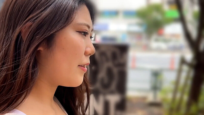 街角で声をかけて口内観察させてもらう アパレル店員 さゆりちゃん 画像1