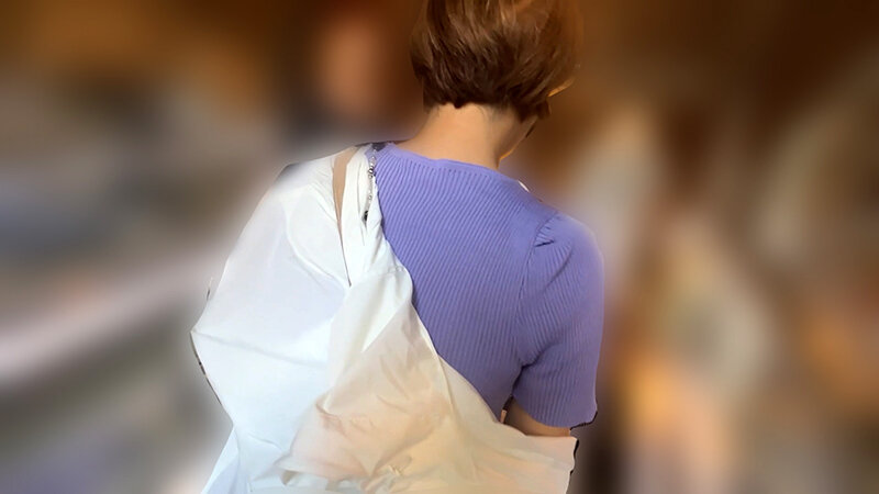 街角で声をかけてパンツの染みを見せてもらう アパレル店員 さつきちゃん 画像1