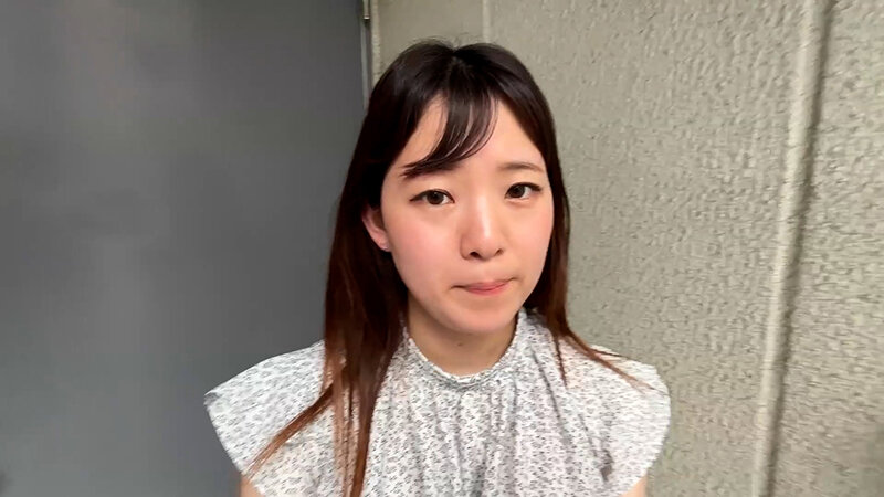街角で声をかけてパンツの染みを見せてもらう ドラッグストア店員 あいるちゃん 画像3