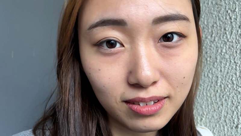 街角で声をかけてパンツの染みを見せてもらう 大学生 ゆゆちゃん 2枚目