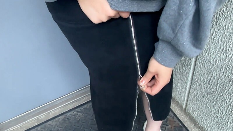 街角で声をかけてパンツの染みを見せてもらう 大学生 ゆゆちゃん 20枚目
