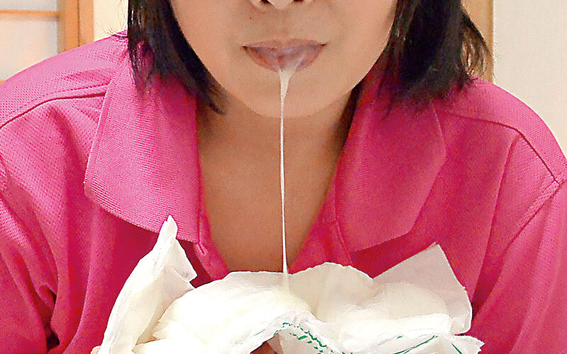 美熟女手コキ唾液フェラ搾りザーメン発射 2枚組 16枚目