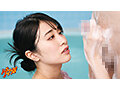 サンプル画像5 - 素人男女モニタリング実験でゲッツ！うぶかわ人妻×童貞デカチン「お風呂で童貞チ○ポ洗ってくれませんか？」過剰に反応する童貞くんの勃起にムラムラが止まらない奥様が密室風呂で極上筆おろしナマ中出しSEX！！