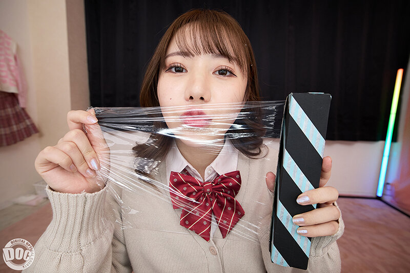 【VR】『ヒ◆ミ◆ツにするから裏オプしよ◆』制服リフレで教え子とまさかの遭遇!問題児ギャルJ系の口止め裏オプに生徒指導という立場でありながらどっぷり沼ってしまった僕。 流川莉央 5枚目