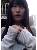 あどけなさが残る笑顔の黒髪美人娘をナンパ！敏感チクビを自分で触りローターオナニーするエッチ大好き娘と嵌め撮りSEX！