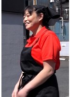 地方の焼肉店を夫婦で営む長身巨乳の熟女さん、旦那さんが居ない隙に店舗でAV撮影！パンティを濡らす秘伝のタレ！