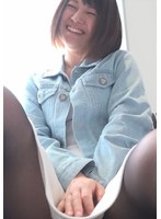 笑顔がキュートな奥様は超敏感！電マを直接当てられて快感とイキ潮が止まらない！