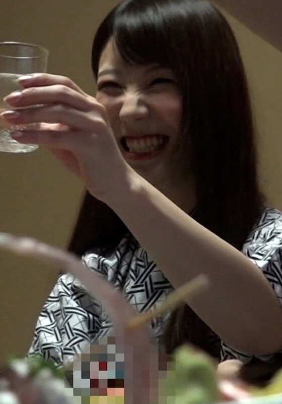 読者モデルのバイトの巨乳奥様を騙して盗撮＆ハメ撮りSEX！