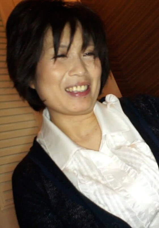 どこにでもいそうなショートヘアーの清楚系熟女をホテルに○れ込みハメ撮りAV出演!