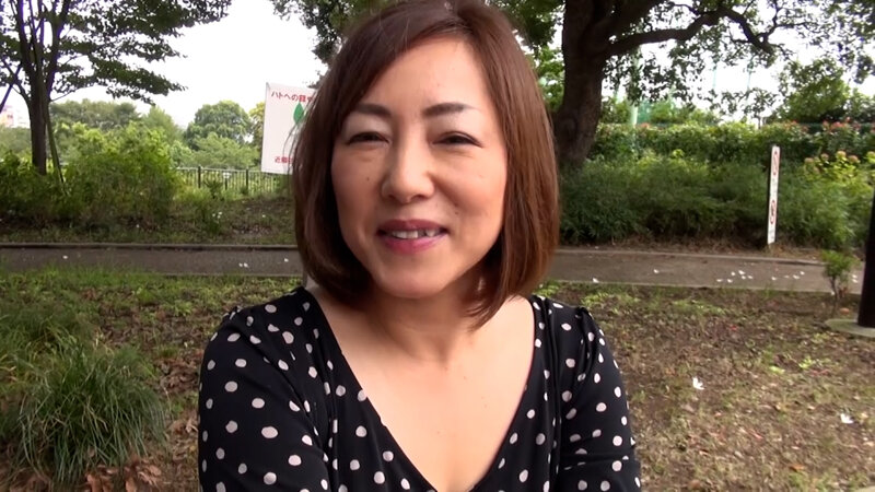 「旦那さんとは年単位でしかしてません」だからセックスがしたい!刺激が欲しい! 美熟女のお悩み解消の淫乱性交! 1枚目