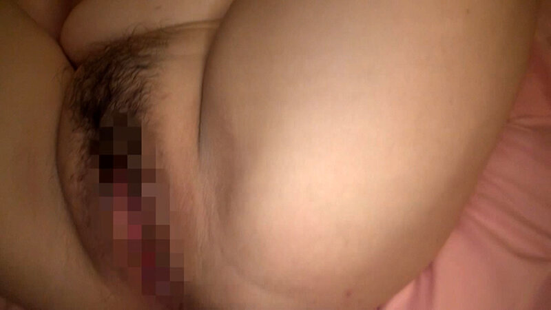 上品そうに見えるけど好奇心旺盛でスケベな豊満熟女!男優との気持ちいいSEXを夢見て初AV出演。 19枚目