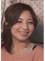 結婚5年目のキュートな巨乳奥様。性感帯なの、おっぱいを少し触られただけでパンツにたっぷりシミを作っちゃう敏感さ、押し寄せる快感にまたイッちゃう！