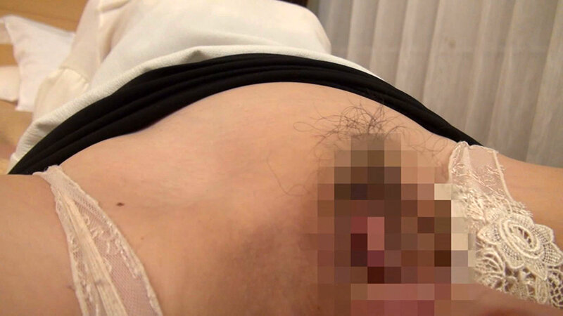 商店街の奥様!バックハグでオッパイ揉まれただけで、乳首ガチガチ固くなっちゃう~私って淫乱じゃなかったのに 2枚目