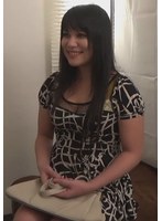 ド爆乳のかわいらしい奥様。触ってくださいと言わんばかりのシースルーを着て、これって誘惑では?