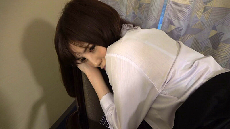 「あぁ、気持ちいい」色白スレンダーな美人妻は満足そうに笑顔を浮かべてイキまくる! 6枚目