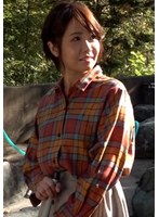 シーズンオフのキャンプ場で3人の輩たちに組み敷かれ潮吹き快楽に溺れる美熟女の孕ませ性交…