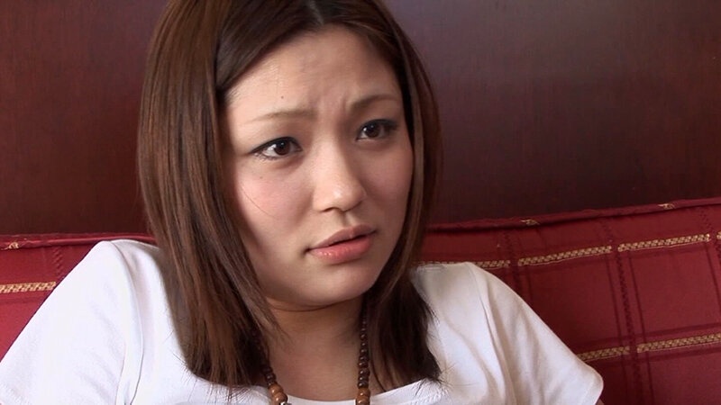 はにかむ笑顔が愛らしい!ボーイッシュ美女の肉壺に肉棒挿入!盛り上がり過ぎて勝手に中出し! 7枚目