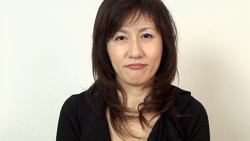 これぞ四十路人妻の色気!エロいフェロモンむんむんな欲求不満奥様とガチSEX! 1枚目