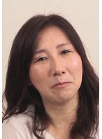 久々のセックスに笑いが止まらない四十路後半の熟女さん!触ってもいないのにアソコがぐしょぐしょ!男優の滾った肉棒をフル堪能!