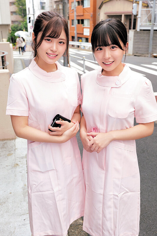 ママ友の仲良し美人奥様2人が【童貞君を探して筆おろしセックス出来たら100万円!?】かんなさん&ひとみさんW白衣の天使がヌキヌキハーレムご奉仕//元気に回復にむかう勃起チ○ポに大興奮しちゃって膣内射精治療!?あやかこなつ 画像2