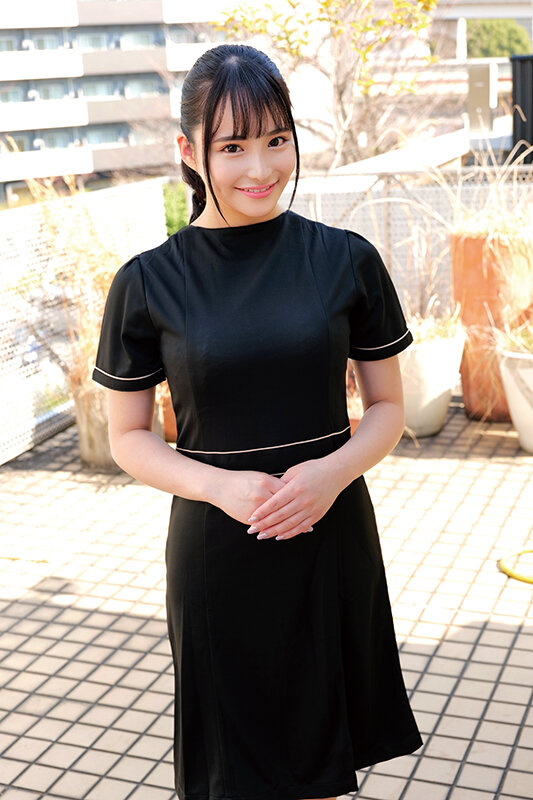 高級美容サロン勤務の美人セラピストさんがお口だけでじゅぽんじゅっぽんバキュームノーハンドフェラ!?かなさんさらさん 画像2