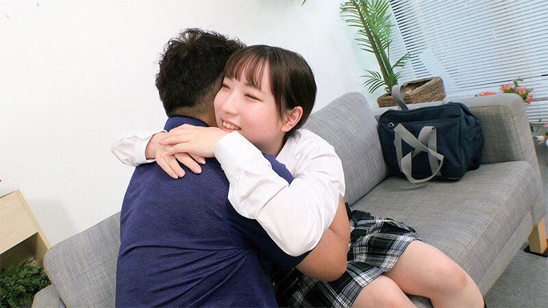 【バブみ深すぎ×ギャップ萌え×年の差生セックス】まだ1●才の可愛すぎる制服美少女がおじさんと激甘授乳手コキプレイ りあたんとめろたん 画像1