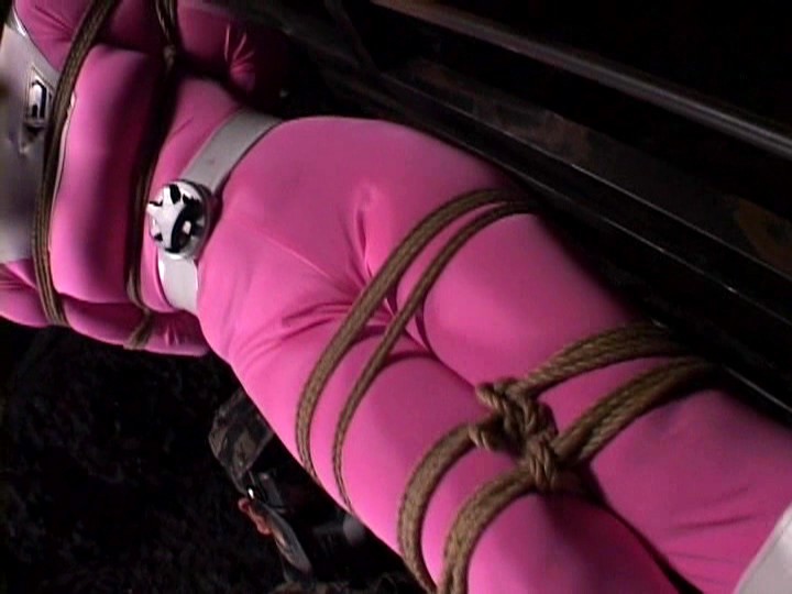 SHK-001 パート 2 - 34 分