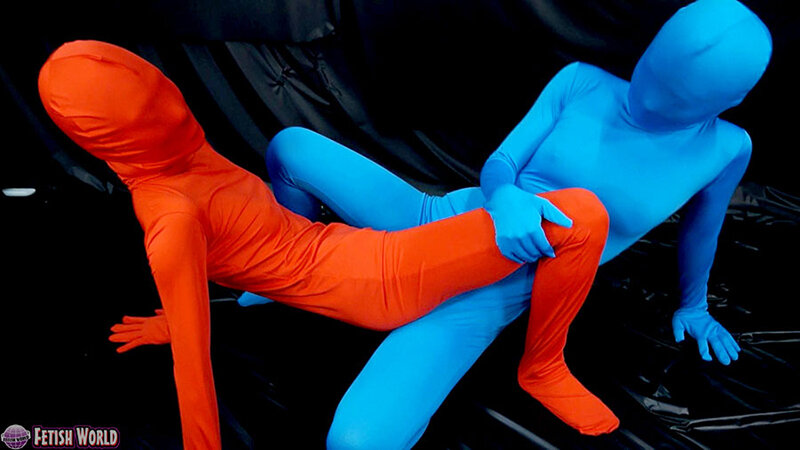 ZENTAI LOVERS LESBIAN 01