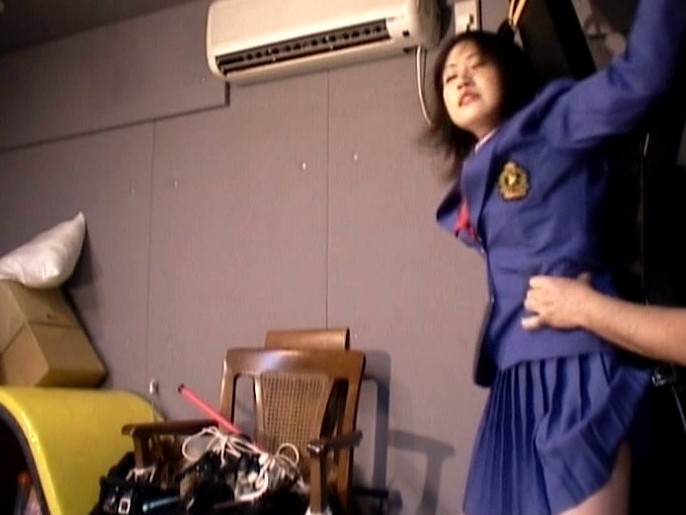 DMKD-001 パート 2 - 34 分