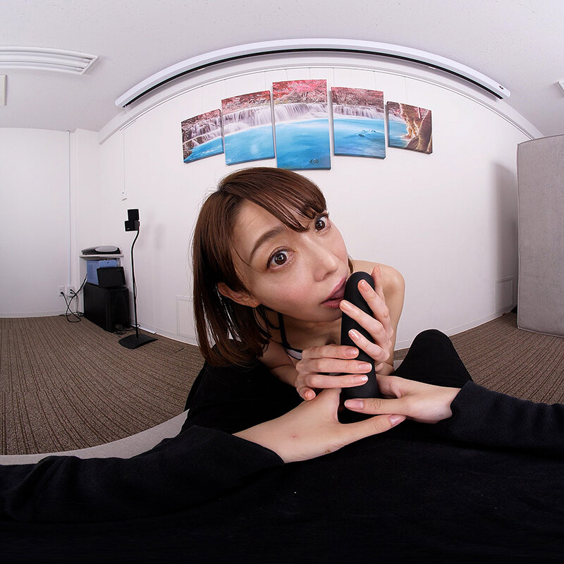 サンプル-【VR】限界濃厚着エロ！猛露出妖艶熟女「官能調教挑発倶楽部」 松山まなか